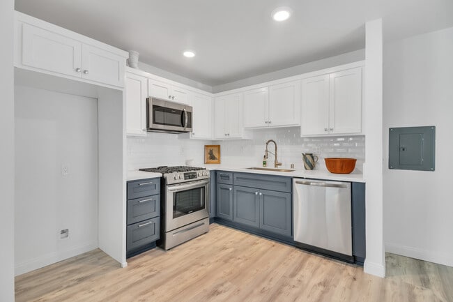 Photo - Anchor Point