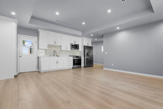 Building Photo - 14422 Judd St