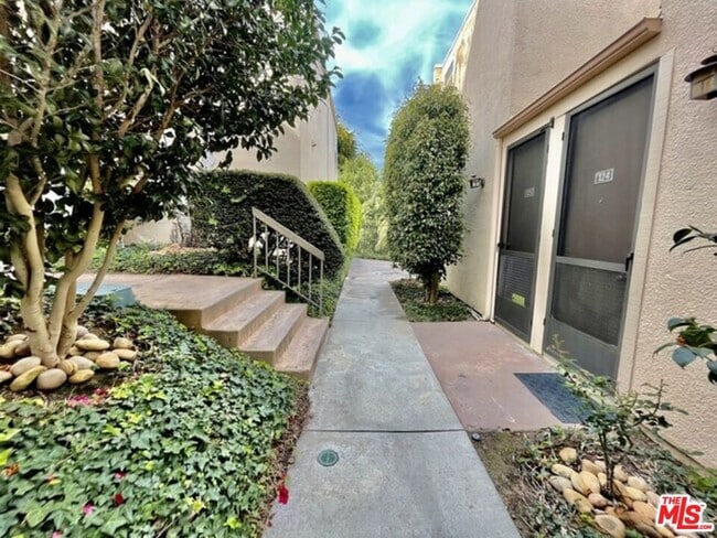 Photo - 23901 Civic Center Way Unit 124