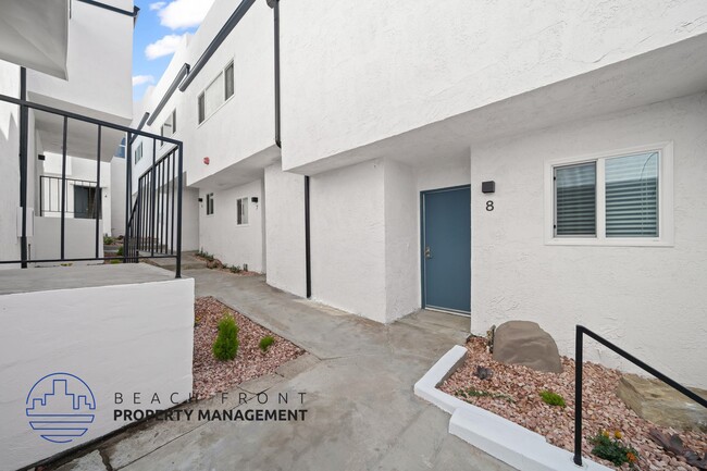 Photo - 708 N Juanita