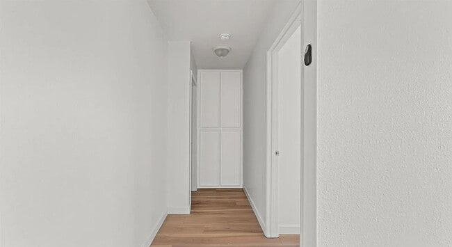 Building Photo - 1551 Broadway Unit 23