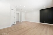 Photo - 17648 Raymer St House