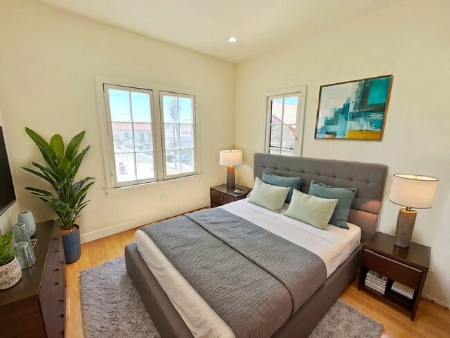 Photo - 3919 1/2-31-2 Mont Clair St Unit 3919 1/2