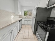 Photo - 328-330 S Doheny Dr