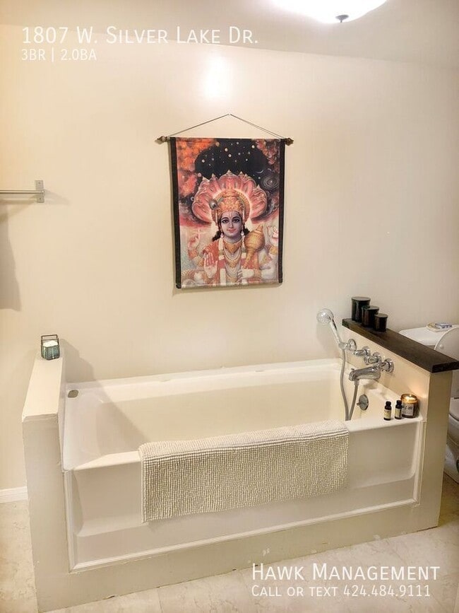 Photo - 1807 W Silver Lake Dr