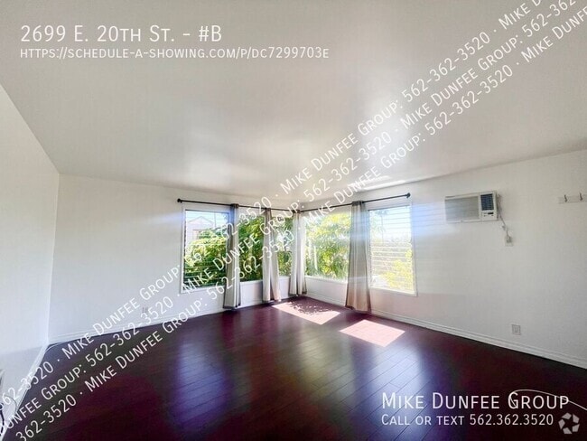 Building Photo - 2699 E 20th St Unit #B Rental