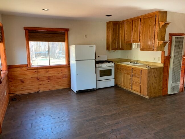 Photo - 338 Riverside Ave