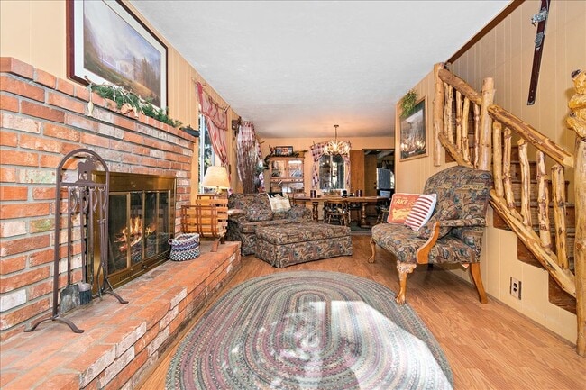 Photo - 420 Sheridan Dr House