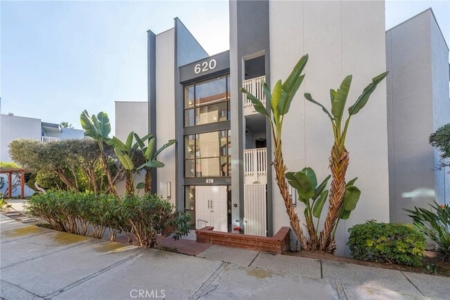 Building Photo - 630 The Village Unit 107