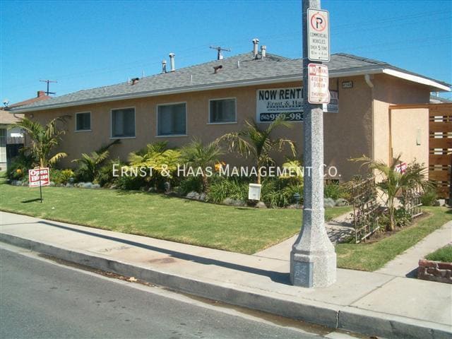 Photo - 4552 N Lakewood Blvd