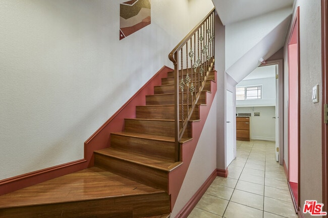 Photo - 1559 W 207th St Unit 2