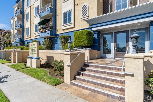 Lido Apartments - 7393 W Manchester Ave - Los Angeles, CA