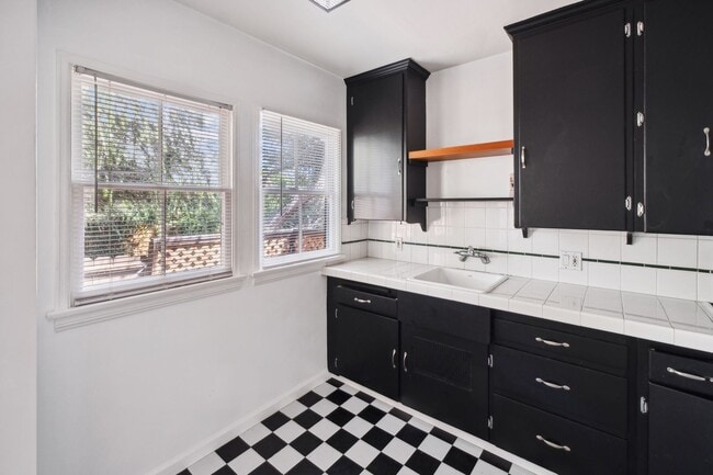 Photo - Private and comfortable 1 bed, 1 bath bung... Unit 9006