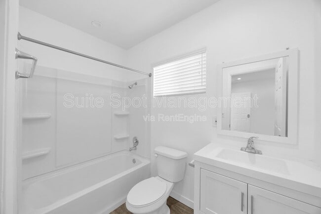 Photo - 570 N Cambridge St Unit 572 1
