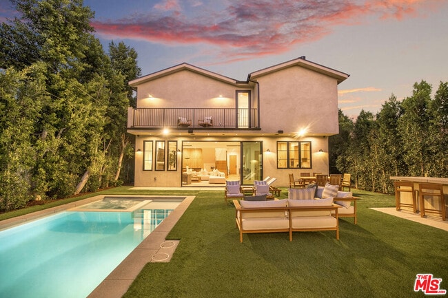 Photo - 4433 Kraft Ave