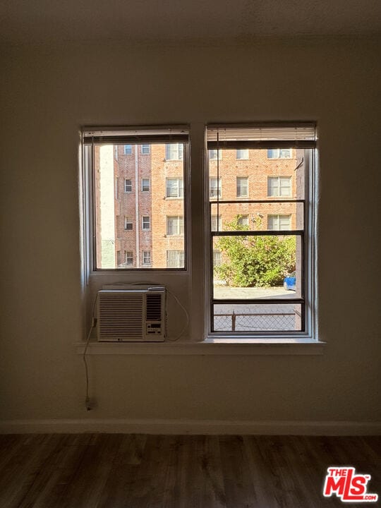 Photo - 920 S Hobart Blvd Unit 106