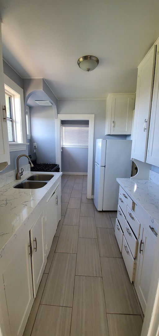 Photo - 4006-4008 DELTA STREET Unit 4006