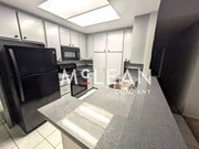 Photo - Three Bedroom in Cathedral City w/ Communi...