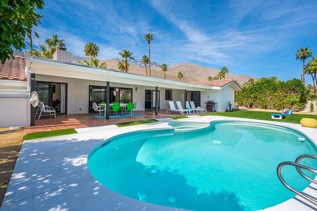 Building Photo - Luxury Mid-Century Retreat in the Heart of the Historic Movie Colony (Monthly Only - No Long Term)