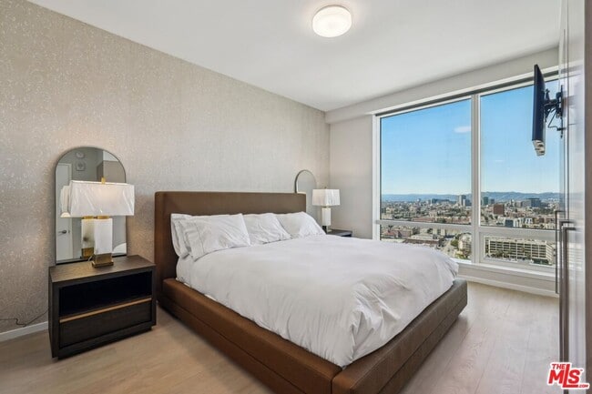 Photo - 877 Francisco St Unit 2501