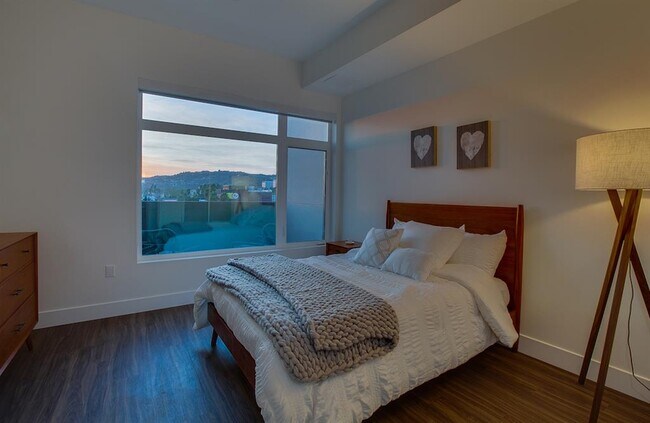 Photo - The Sunset Hue