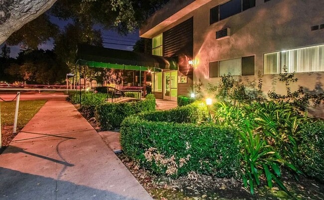 Photo - 220 E Live Oak St Unit 22