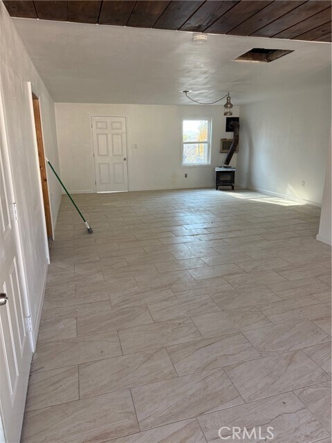 Photo - 16100 Navajo Rd