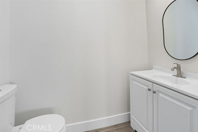 Photo - 19258 Strathern St