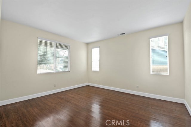 Photo - 6521 Emmerdale St