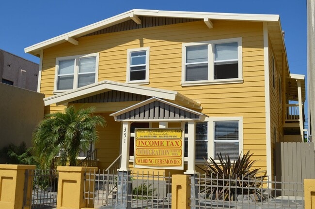 Building Photo - Money Apartment Building - 2 Unit 4