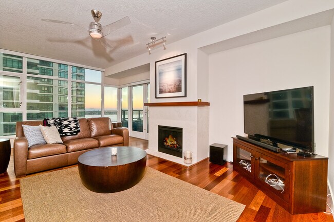 Photo - 1205 Pacific Hwy Unit 2506