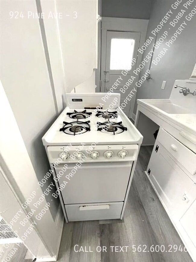 Photo - 924 Pine Ave Unit 3