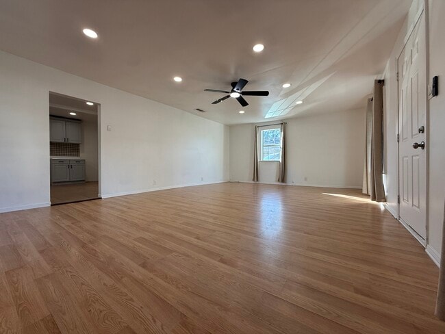 Photo - 6054 Colfax Ave