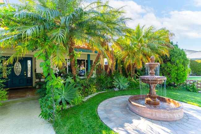 Photo - 2718 N Wright St