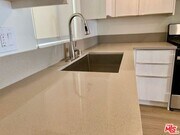 Photo - 626 N Kingsley Dr Condo