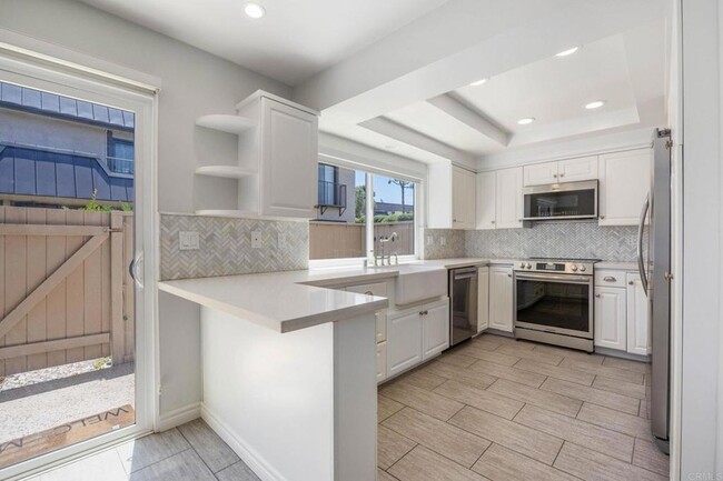 Photo - 806 S Sierra Ave