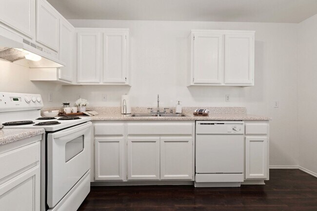 Photo - Aventine Court Apartment Homes