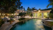Photo - 1021 N Crescent Dr House