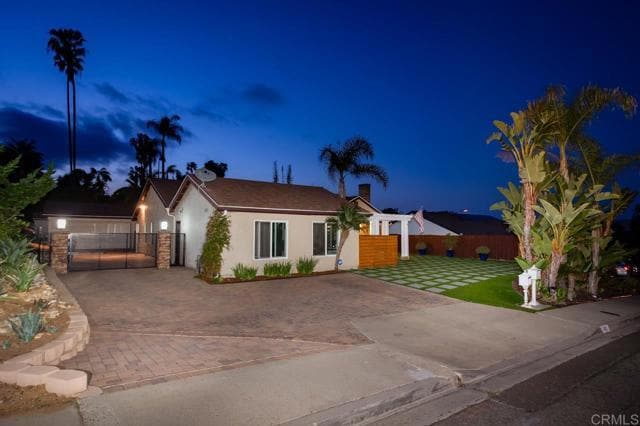 Photo - 812 Crest Dr