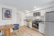 1BR, 1BA - 499SF - Kitchen - 2551 Commercial St Apartments