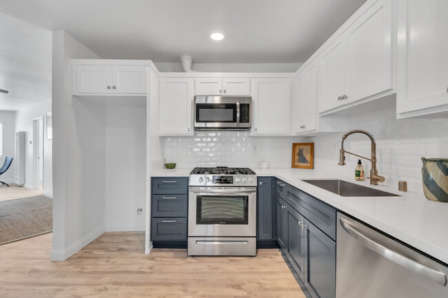 Photo - Anchor Point