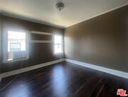 Photo - 456 S Wilton Pl House
