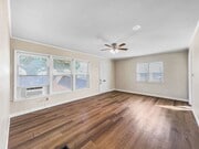 Photo - 2332 Westwood St