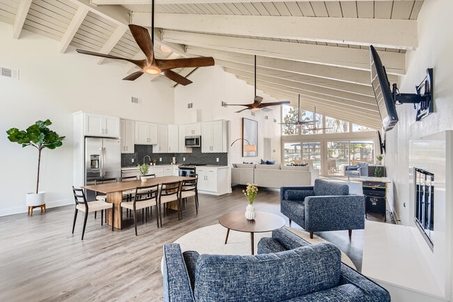 Photo - Azul Apartments