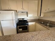 Photo - 1605 Barry Ave Apartments