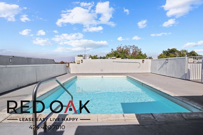 Photo - 8309 Cedros Ave Unit 312