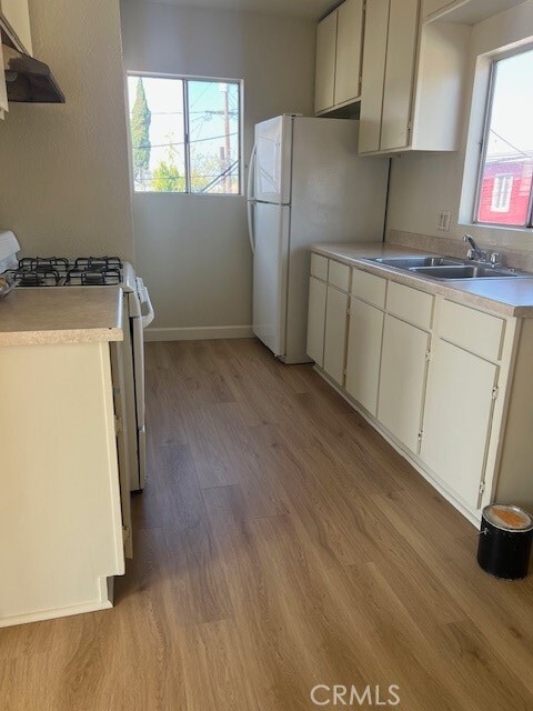 Photo - 2225 E 14th St