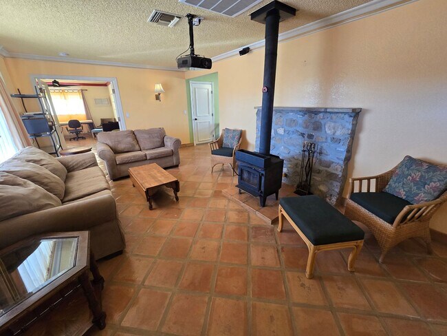 Photo - Secure and Spacious!