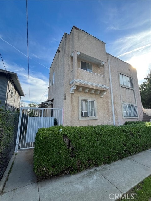 Building Photo - 4606 Melbourne Ave Unit 2