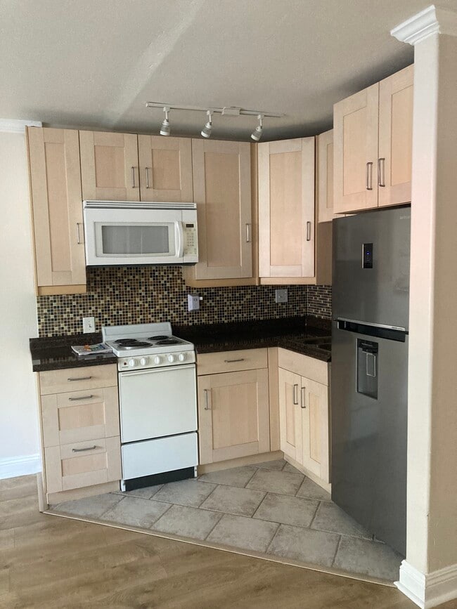 Building Photo - 3776 Alabama St Unit Villa Sao Miguel